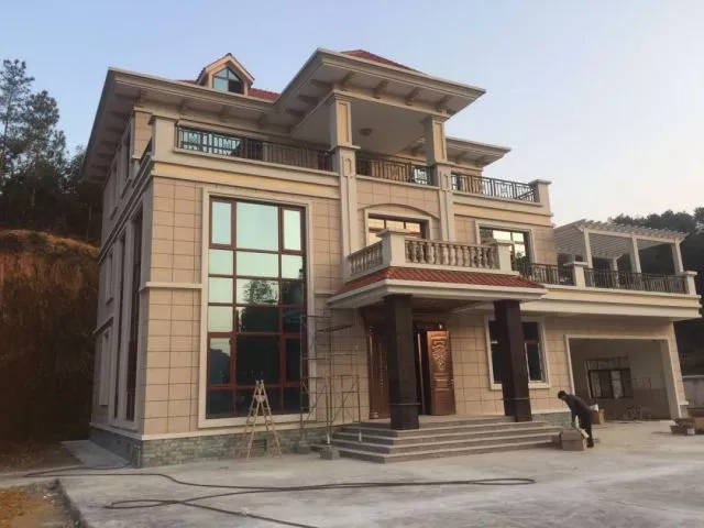 真石漆施工為什么會出現掉砂？